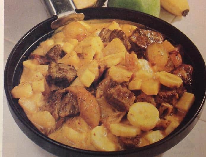 Currygryta med nötkött, banan och ananas recept